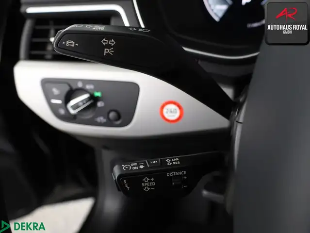 Audi A4 view 15
