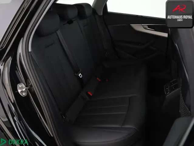 Audi A4 view 12
