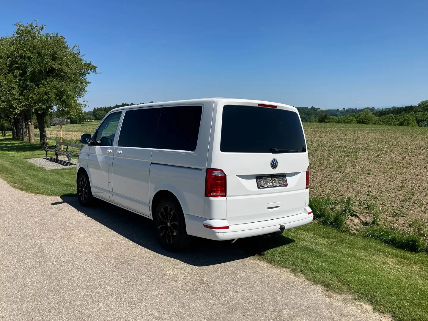 Volkswagen T6 Multivan Multivan Comfortline 2,0 TDI 4Motion BMT DSG Comfortline(DPF u. Kat. müssen gemacht werden)) Weiß - 2