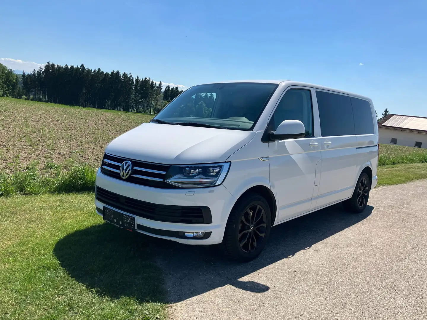 Volkswagen T6 Multivan Multivan Comfortline 2,0 TDI 4Motion BMT DSG Comfortline(DPF u. Kat. müssen gemacht werden)) Weiß - 1