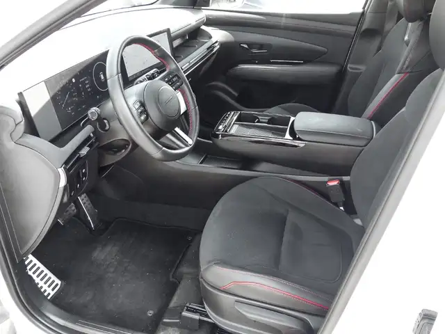 Hyundai Tucson view 12