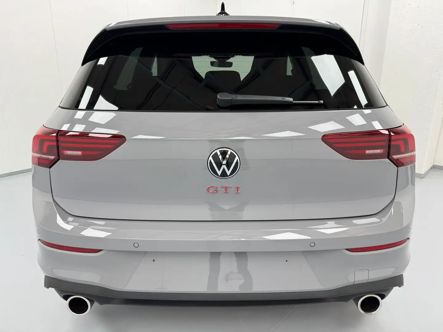 Volkswagen Golf GTI 8.5 BLACK STYLE 2.0 TSI DSG 265CV ONLY - PROMO! Gri - 2