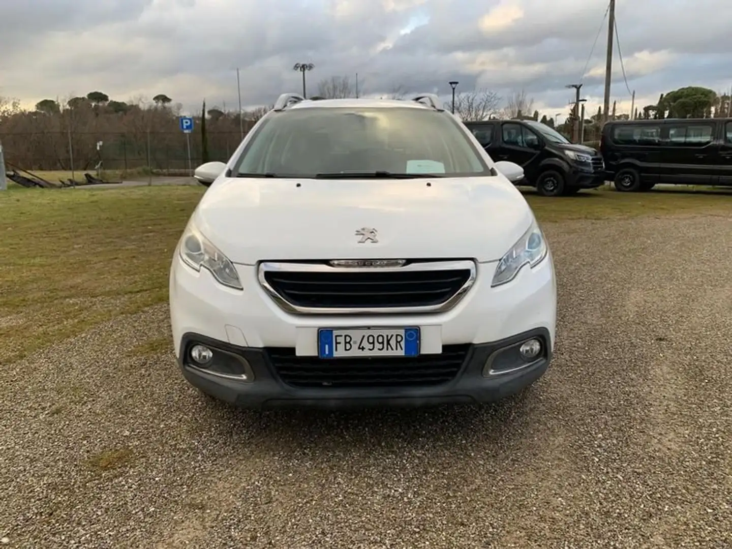 Peugeot 2008 BlueHDi 75 Active Bianco - 2