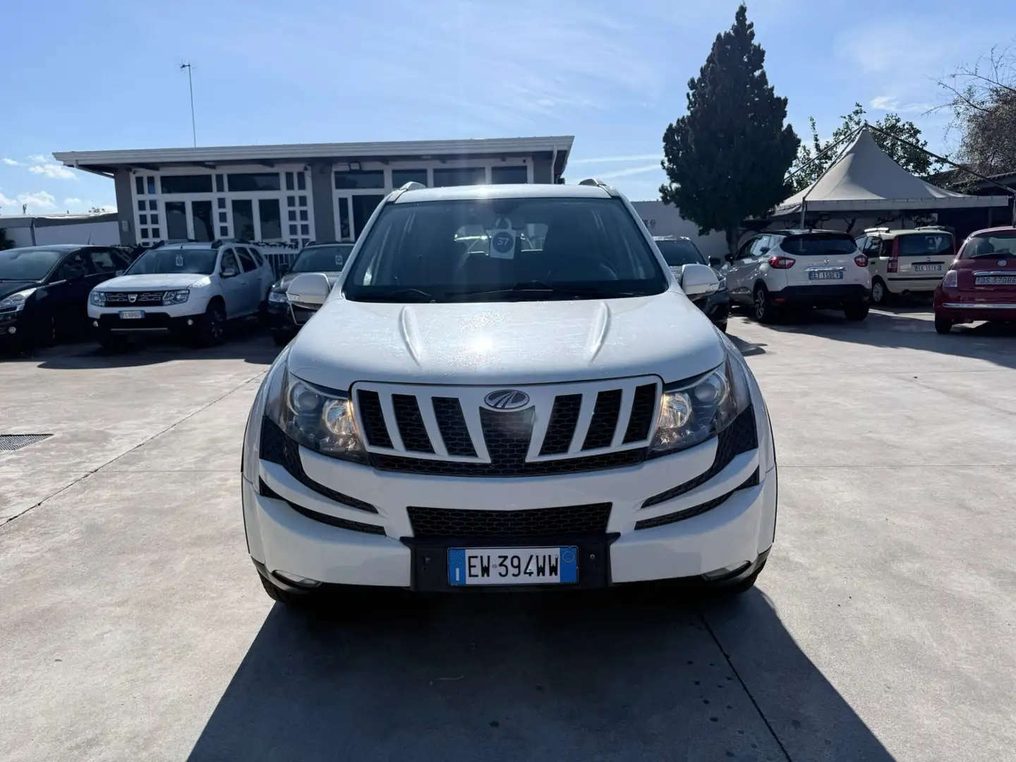 Mahindra XUV500 XUV500 2.2 16V FWD W8 Bianco - 1