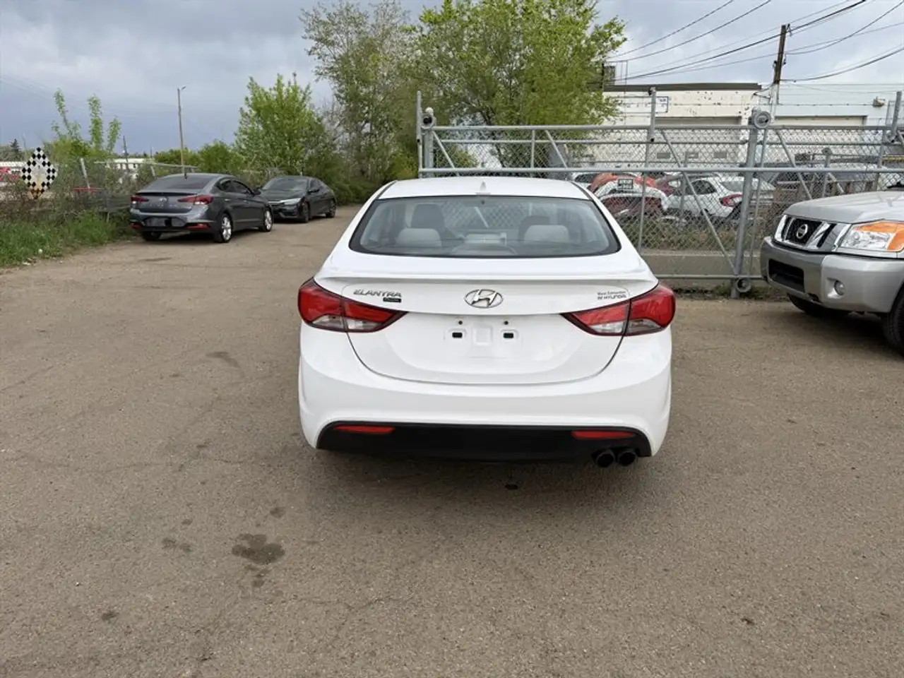 Hyundai ELANTRA снимка Hyundai ELANTRA