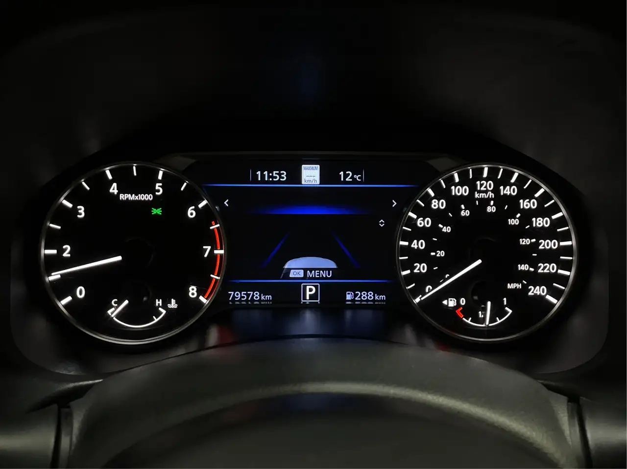 Nissan Altima снимка Nissan Altima
