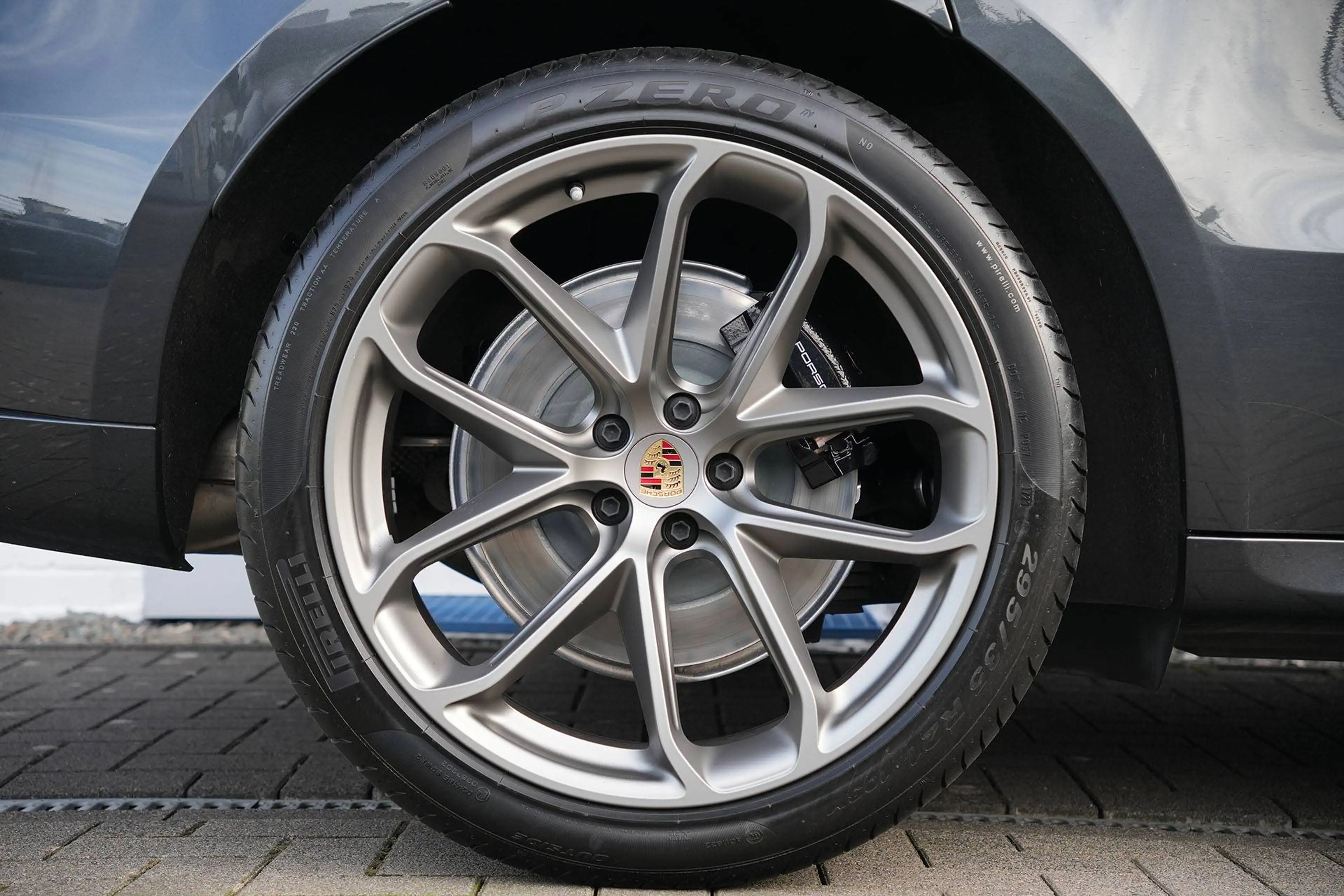 Porsche Macan Macan GTS MY24-BURMESTER-PSCB-LUFTF.-PANO-21"GT — photo 15