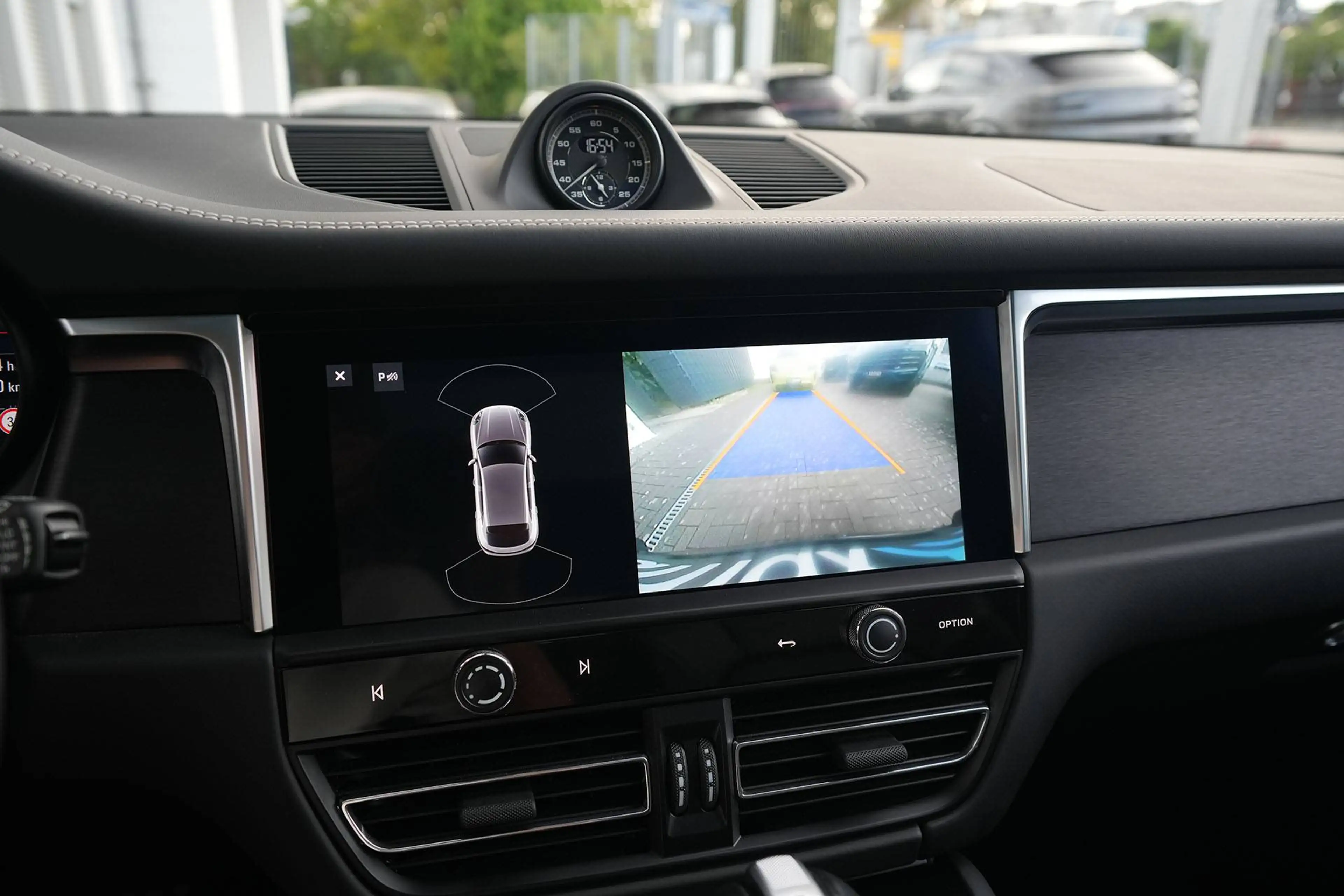 Porsche Macan Macan GTS MY24-BURMESTER-PSCB-LUFTF.-PANO-21"GT — photo 26