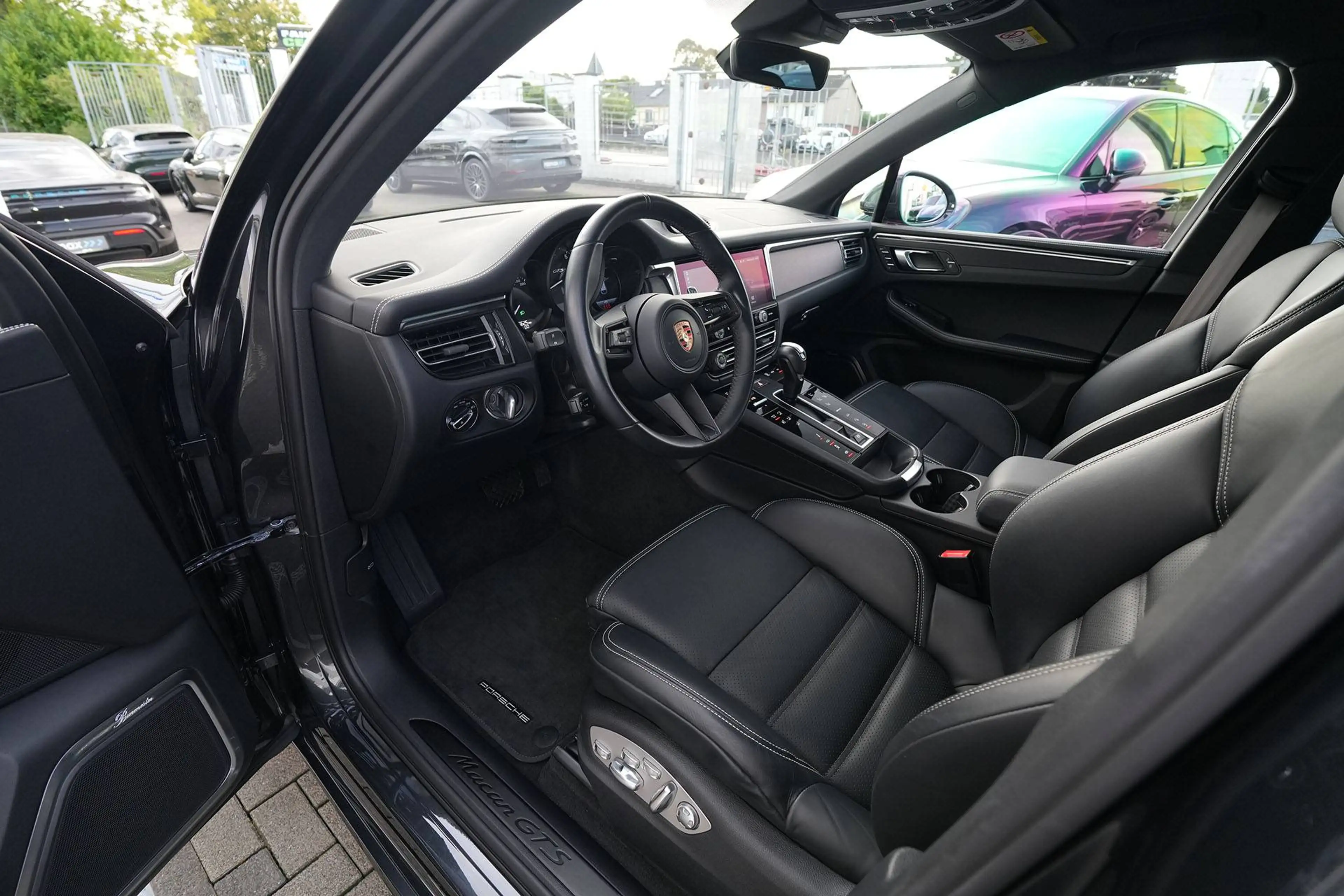 Porsche Macan Macan GTS MY24-BURMESTER-PSCB-LUFTF.-PANO-21"GT — photo 41