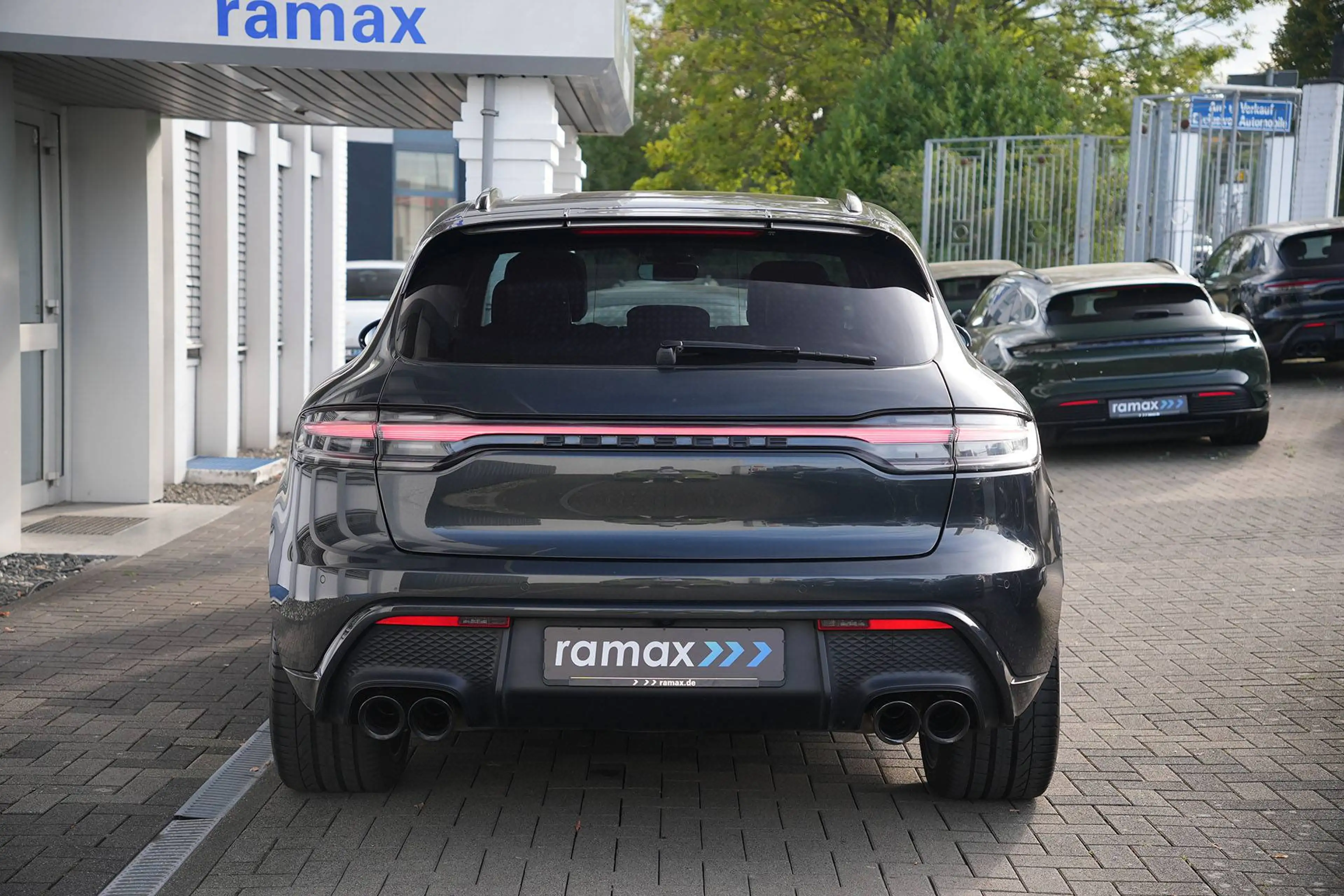 Porsche Macan Macan GTS MY24-BURMESTER-PSCB-LUFTF.-PANO-21"GT — photo 3