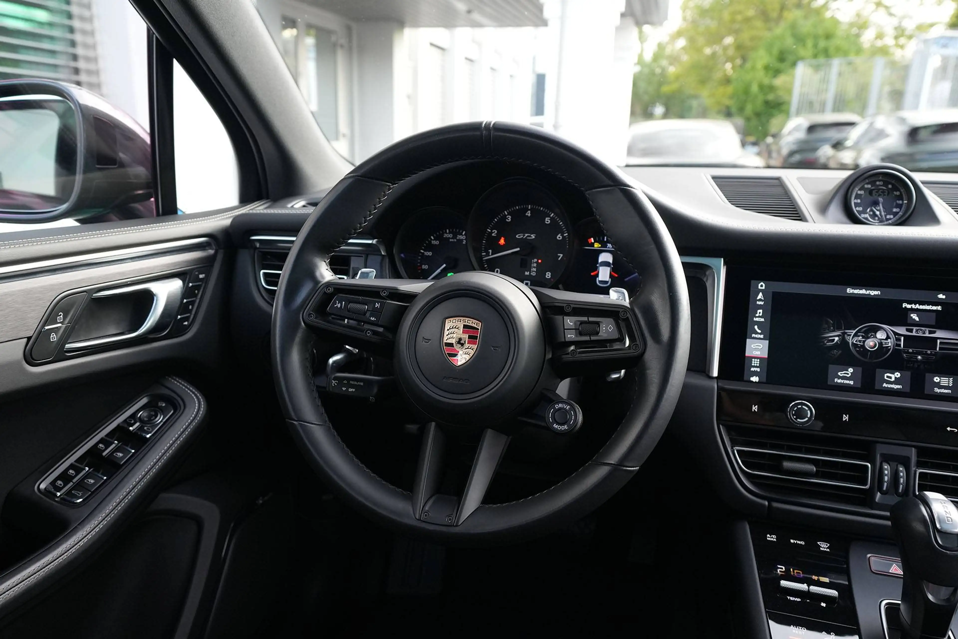 Porsche Macan Macan GTS MY24-BURMESTER-PSCB-LUFTF.-PANO-21"GT — photo 23