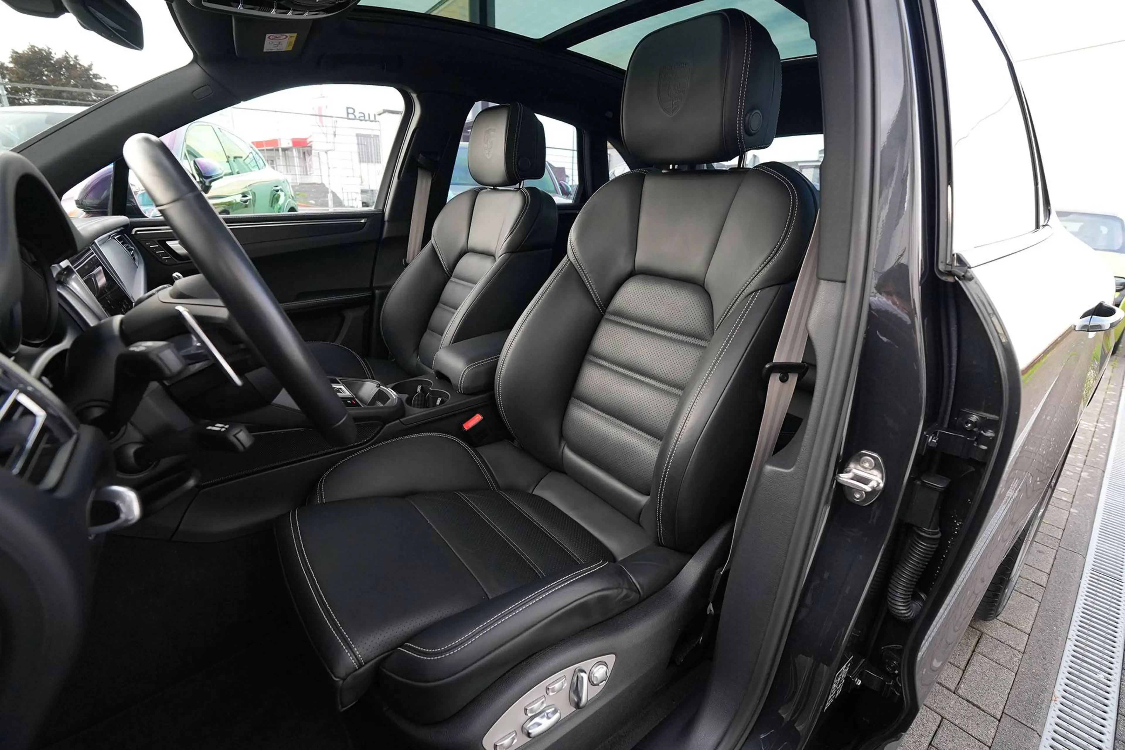 Porsche Macan Macan GTS MY24-BURMESTER-PSCB-LUFTF.-PANO-21"GT — photo 5