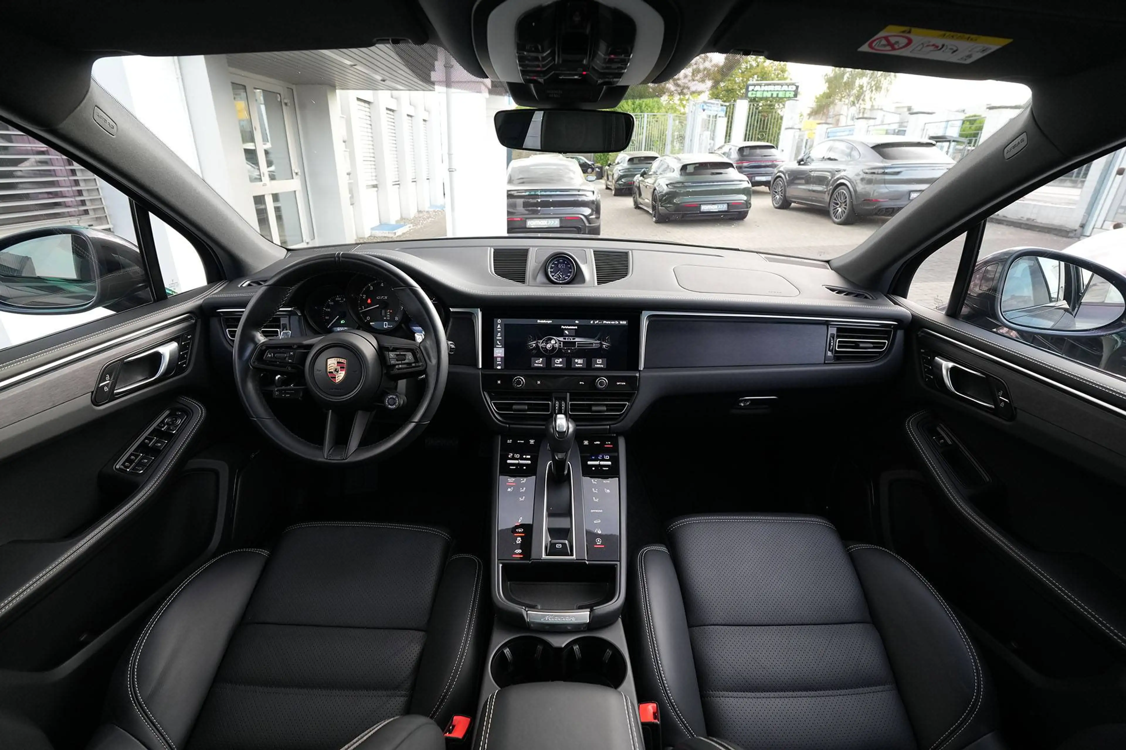 Porsche Macan Macan GTS MY24-BURMESTER-PSCB-LUFTF.-PANO-21"GT — photo 4