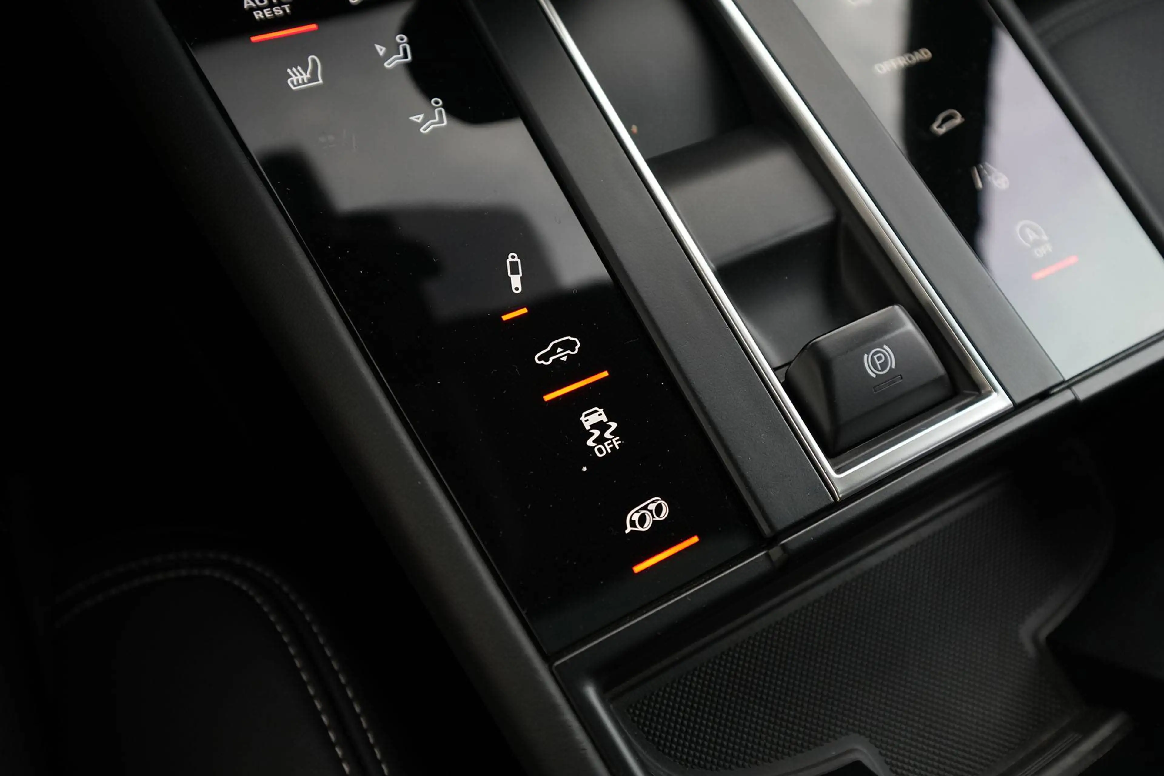 Porsche Macan Macan GTS MY24-BURMESTER-PSCB-LUFTF.-PANO-21"GT — photo 27