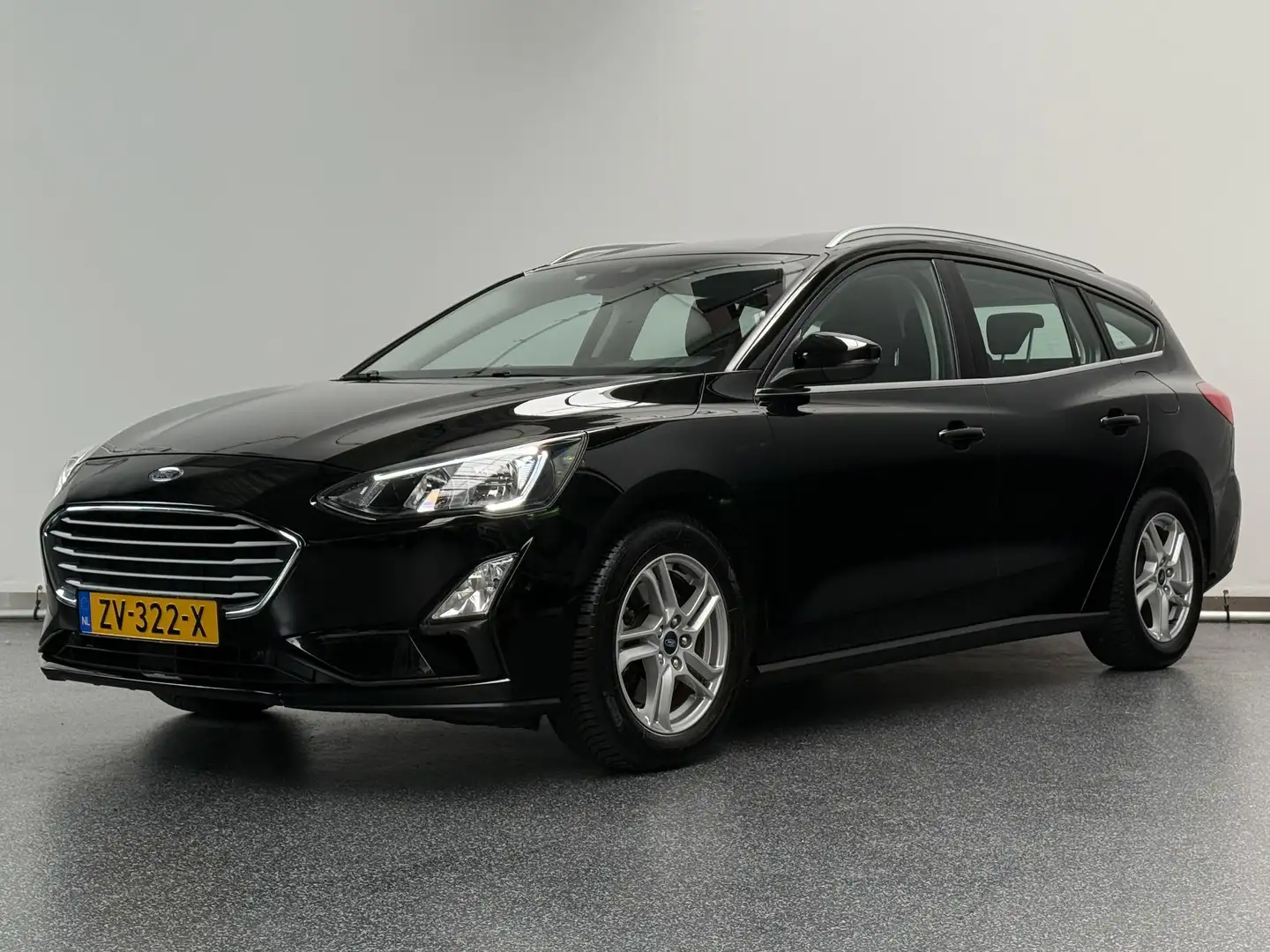 Ford Focus Wagon 1.0 EcoBoost Trend Edition Business | Airco Zwart - 1
