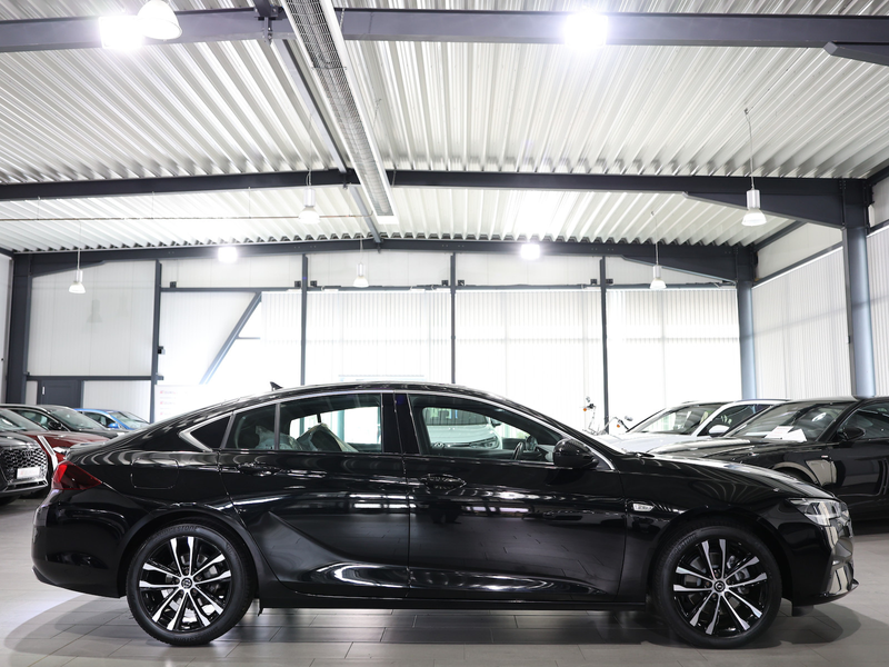 Opel Insignia LIMO 2.0 D BUSINESS GRAND SPORT GS-LINE — photo 8