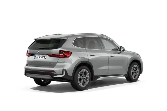 BMW Ix1 view 2