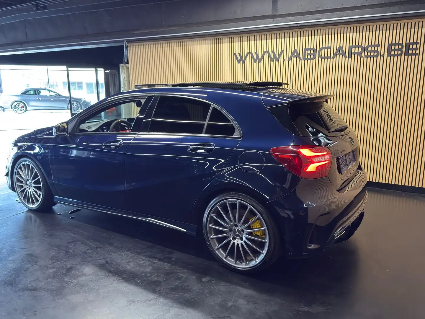 Mercedes-Benz A 45 AMG 4-Matic * GARANTIE 12 MOIS * Bleu - 2