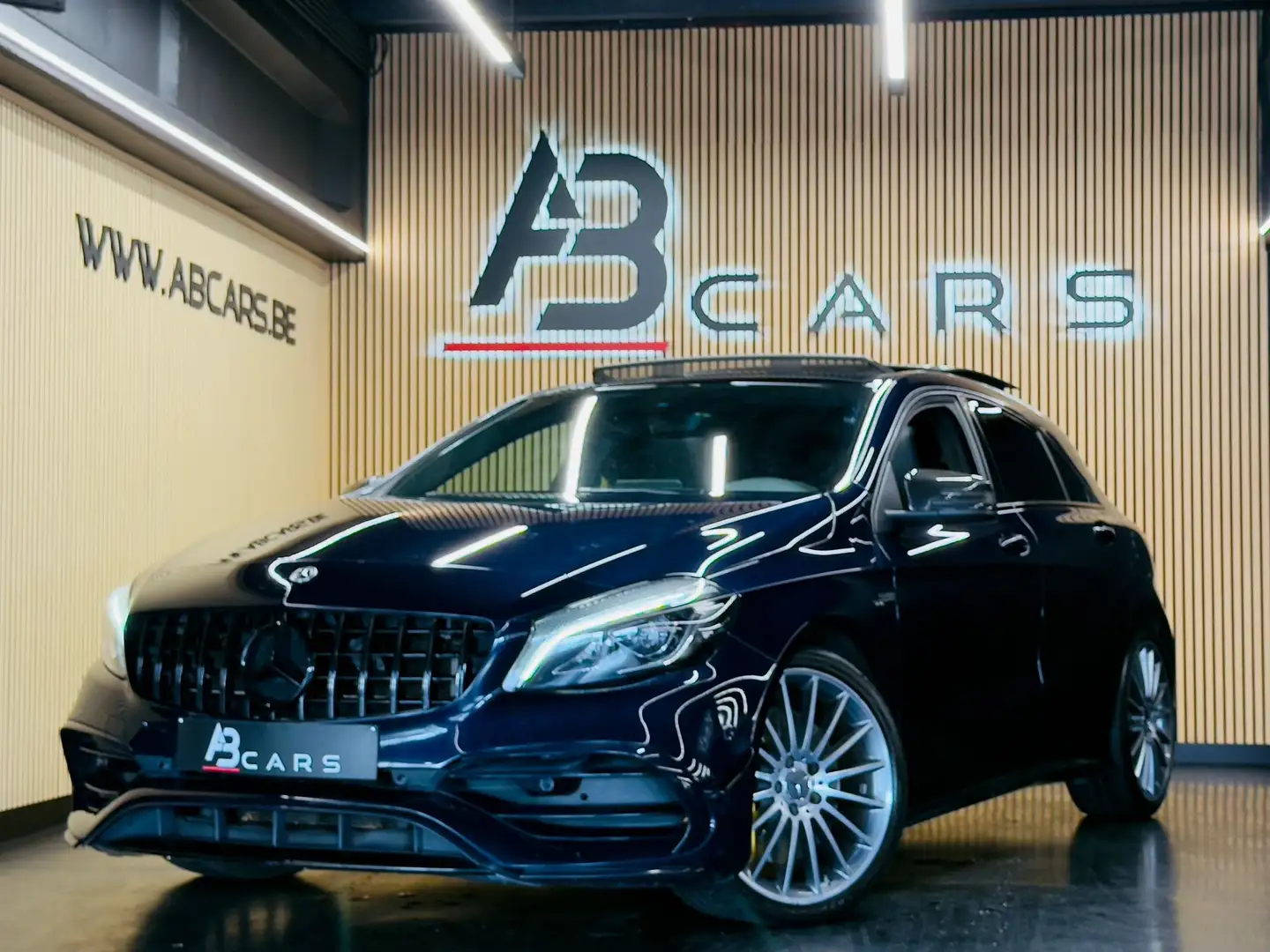 Mercedes-Benz A 45 AMG 4-Matic * GARANTIE 12 MOIS * Bleu - 1