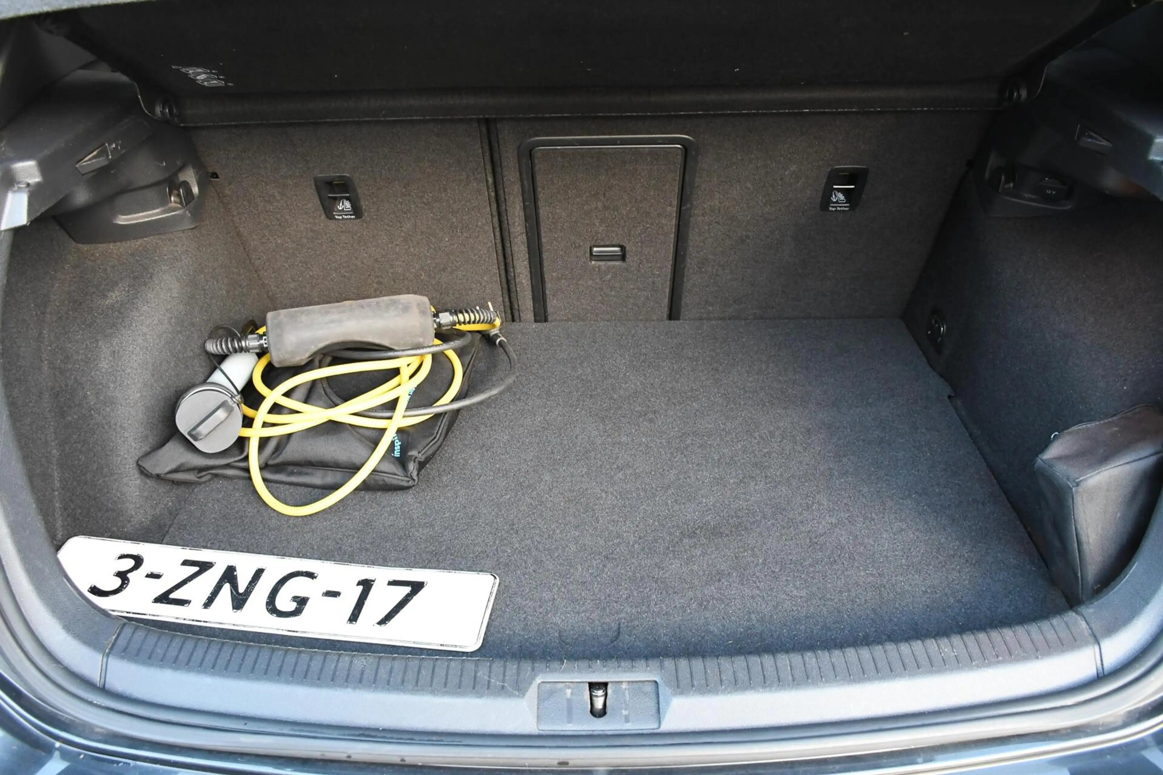 Volkswagen Golf GTE 1.4 TSI — photo 32