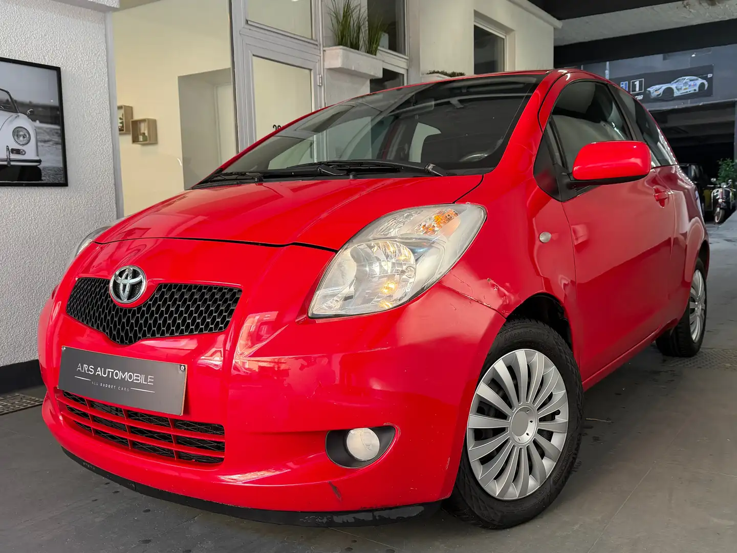 Toyota Yaris 1.0i - Tomtom Navi - Garantie 12m Rouge - 1