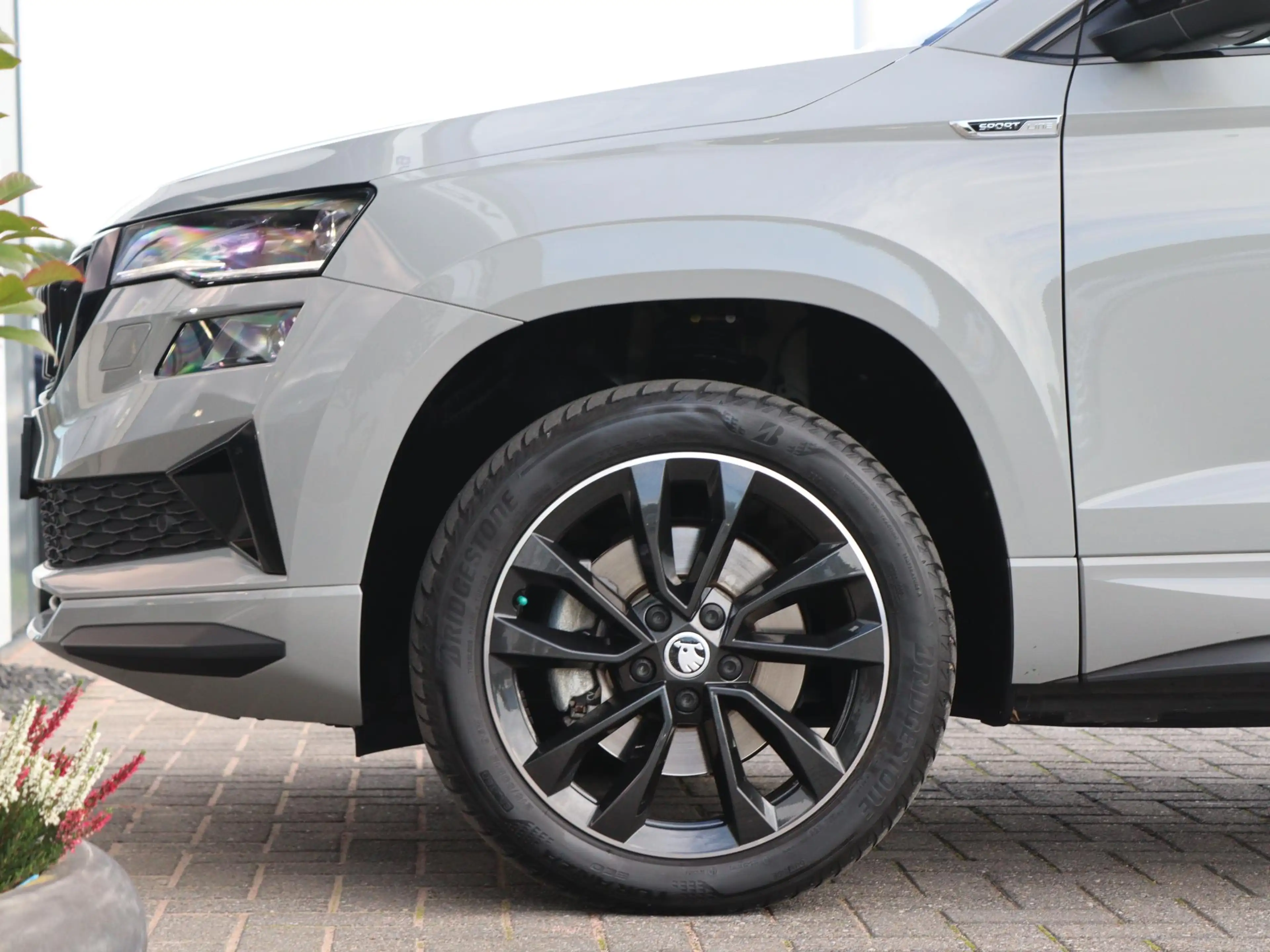 Skoda Karoq 1.5 TSI 150 pk DSG ACT Sportline Business | Trekha — photo 2