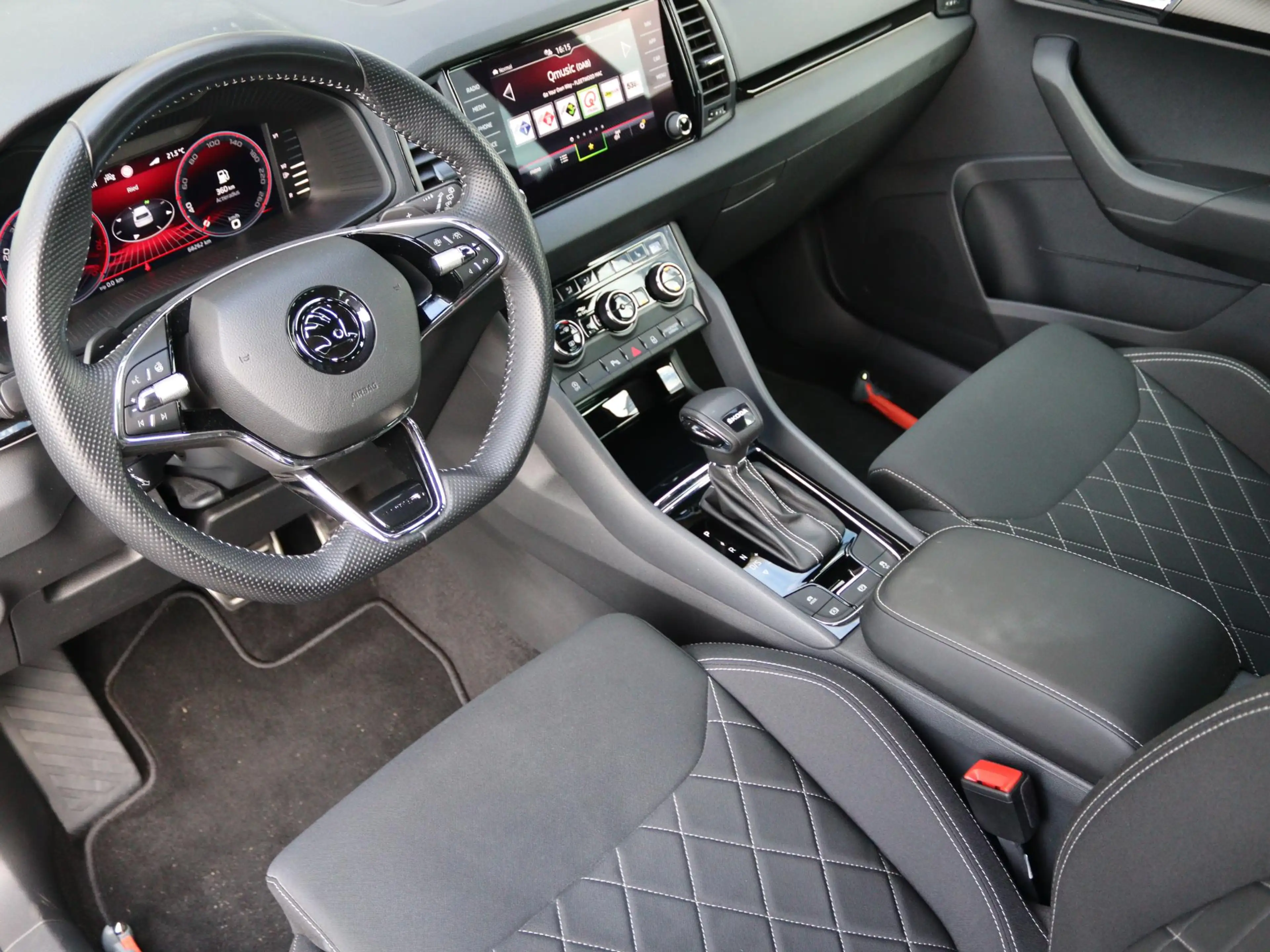 Skoda Karoq 1.5 TSI 150 pk DSG ACT Sportline Business | Trekha — photo 15