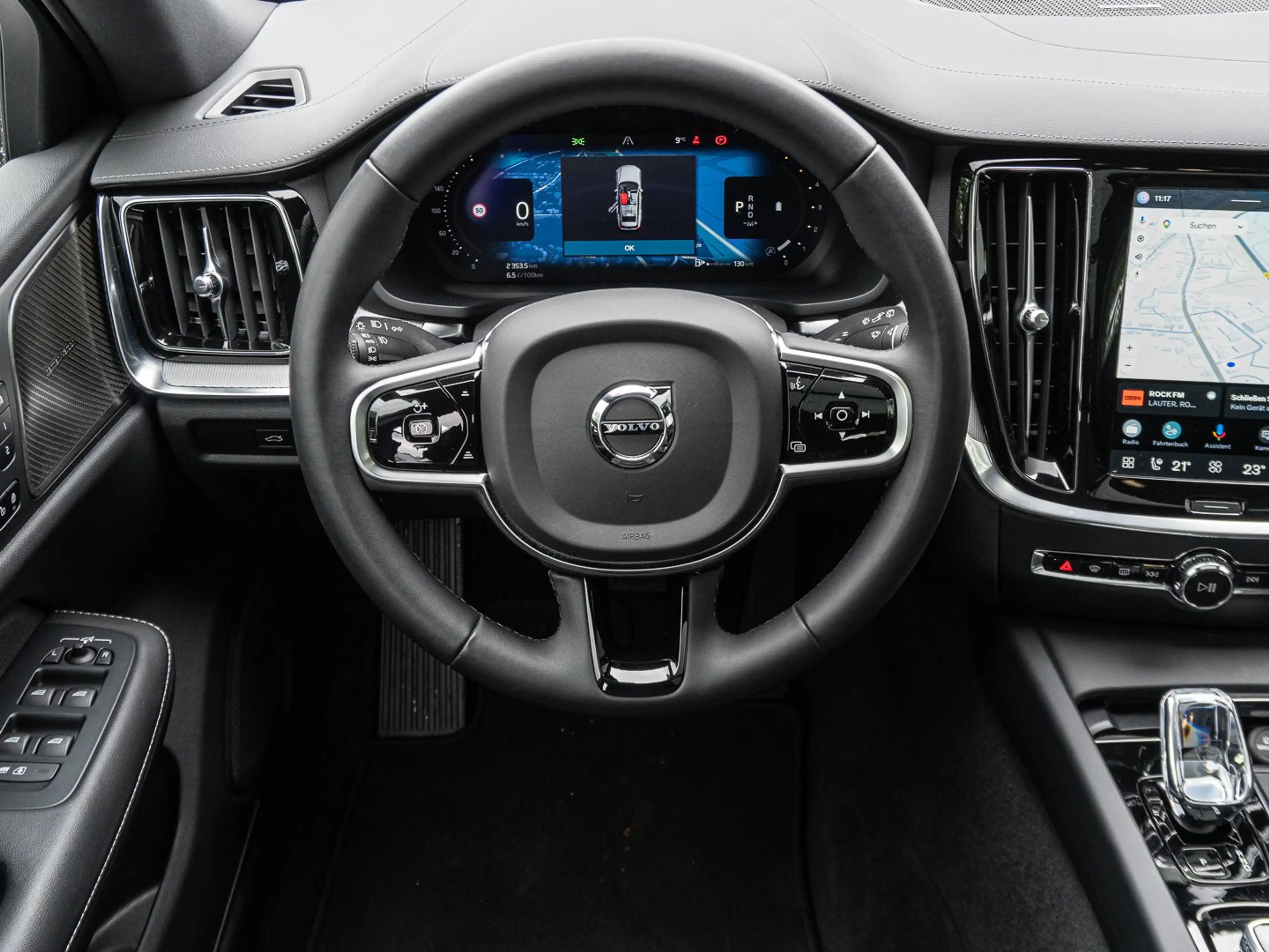 Volvo V60 Cross Country B4 AWD Ultimate Pano Harman/Kardon — photo 12