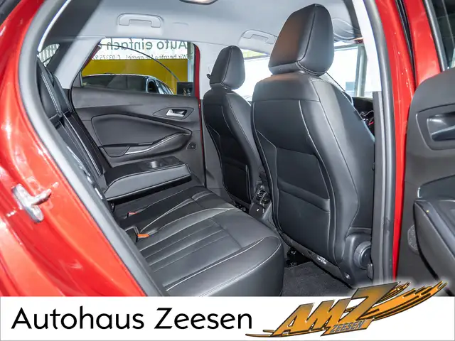 Opel Grandland view 4