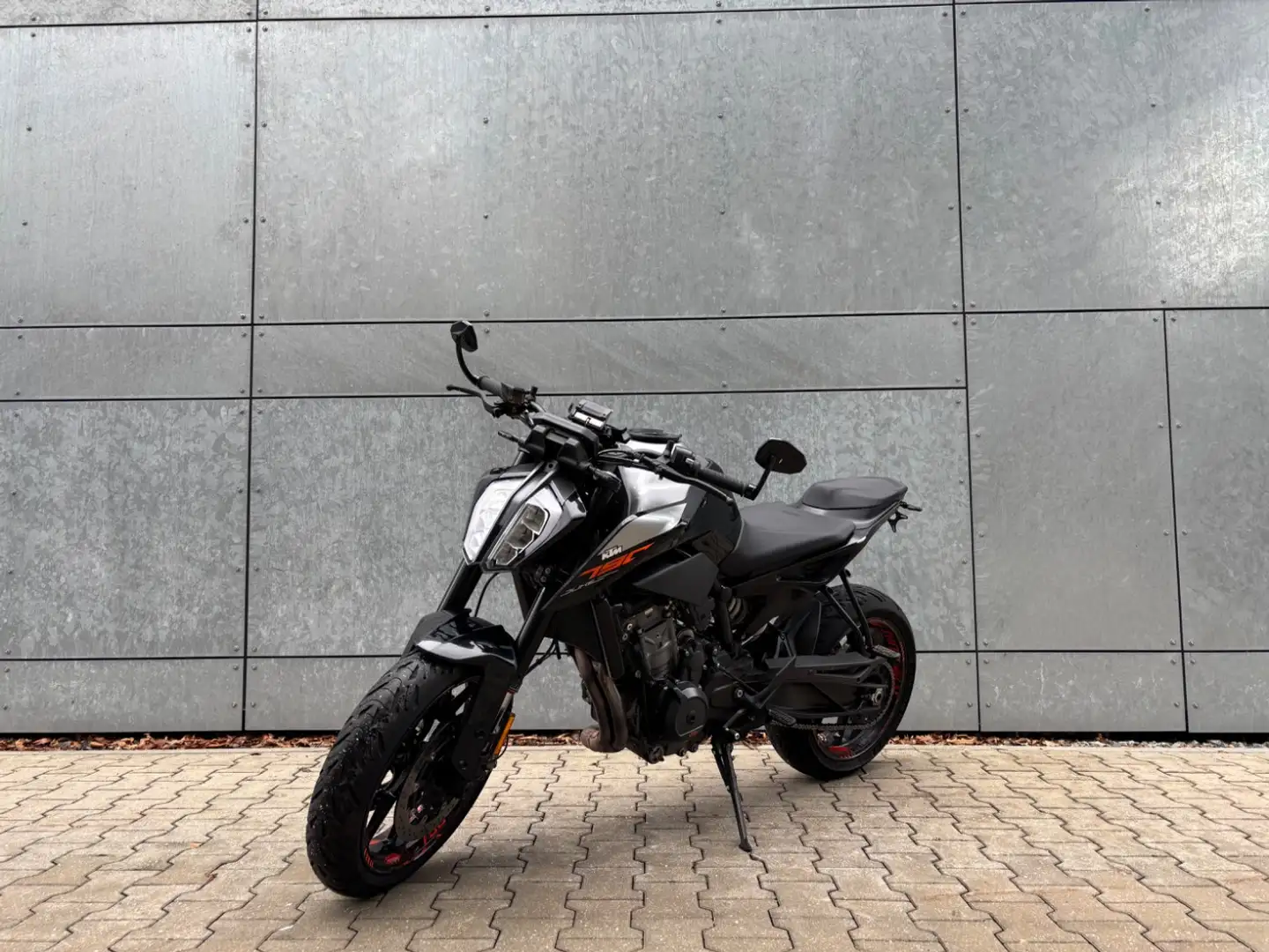 KTM 790 Duke Akrapovic viel Zubehör Noir - 2