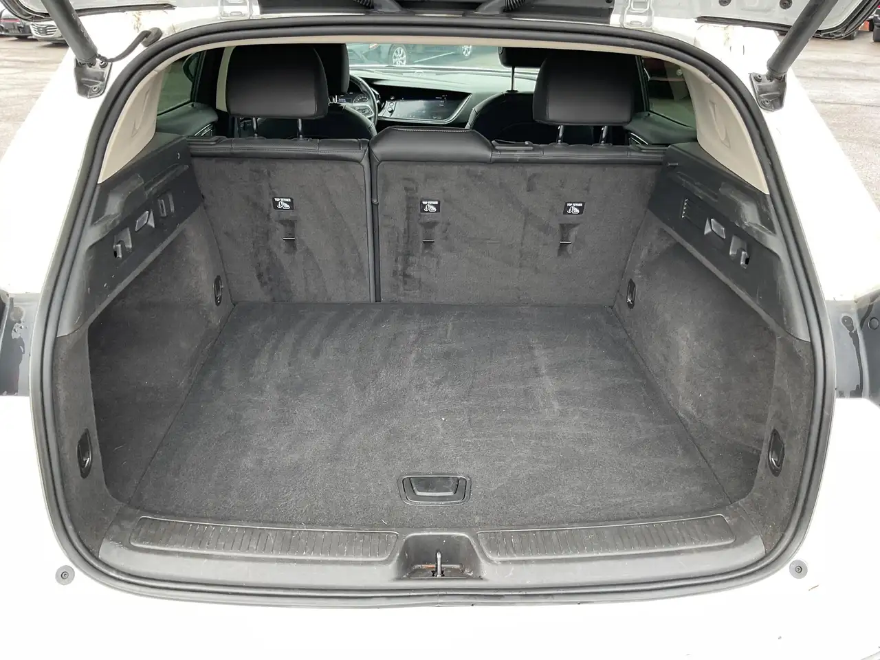 Buick Envision photo Buick Envision