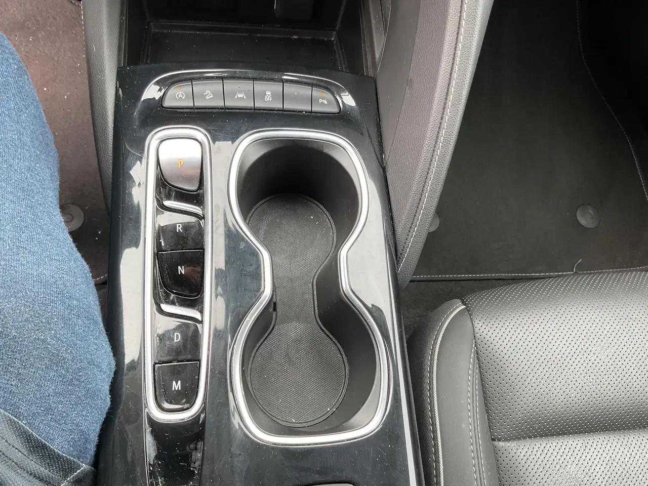 Buick Envision photo Buick Envision