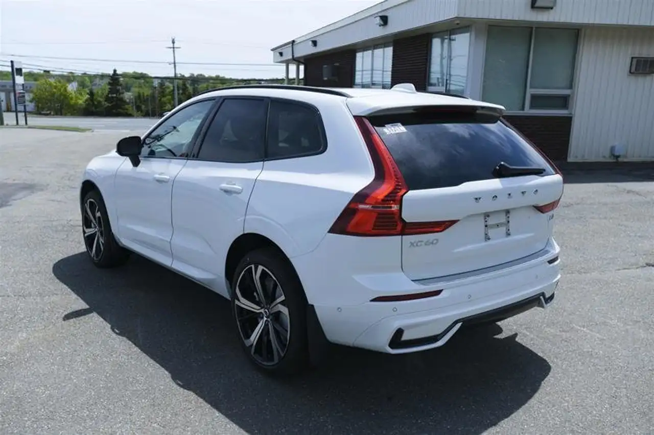 Volvo XC60 снимка Volvo XC60