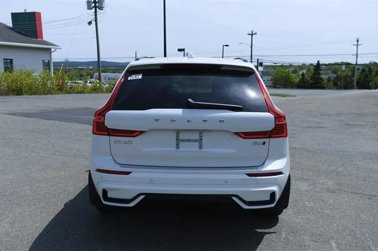 Volvo XC60 снимка Volvo XC60