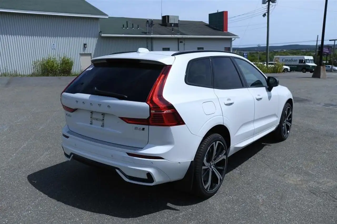 Volvo XC60 снимка Volvo XC60