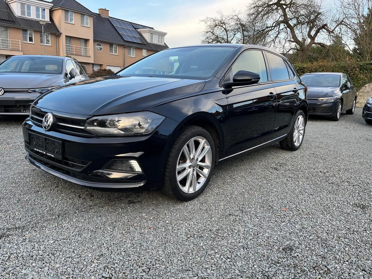 Volkswagen Polo Polo 1.0 TSI Comfortline 95pk Zwart - 1