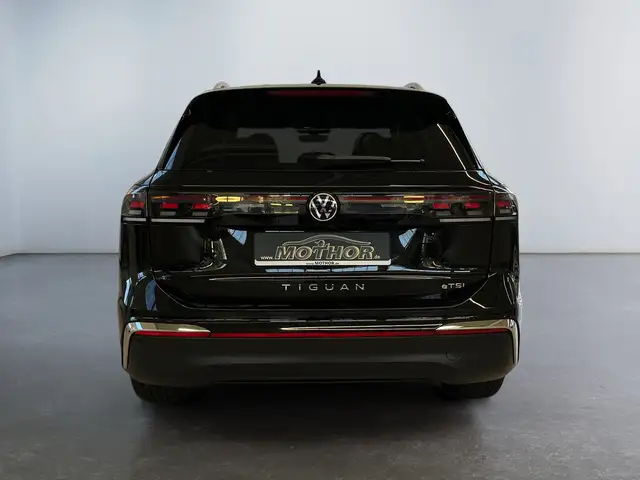 Volkswagen Tiguan view 5