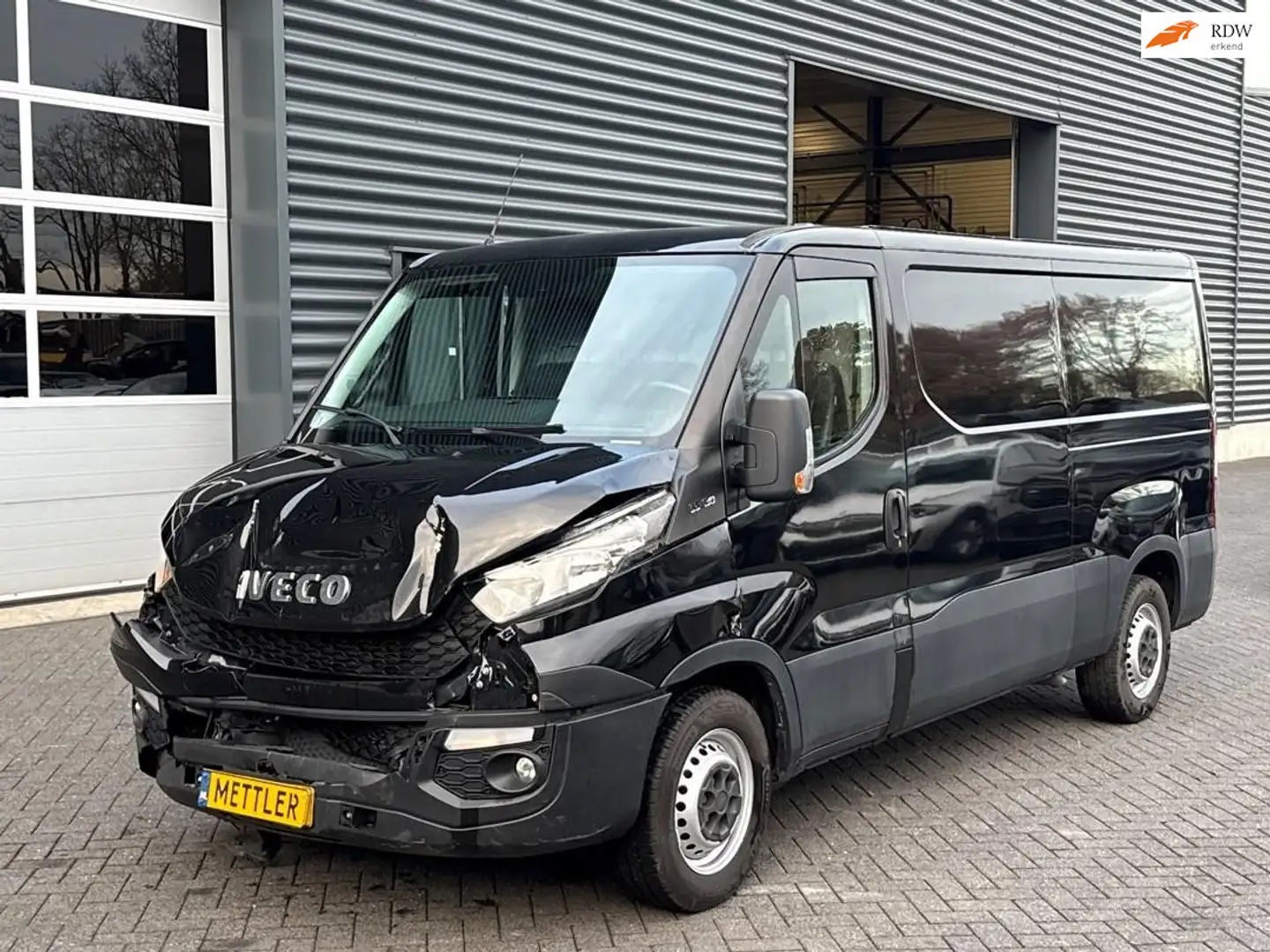 Iveco Daily 35S13V 2.3 352 L2H1, cruise control, airco - 1