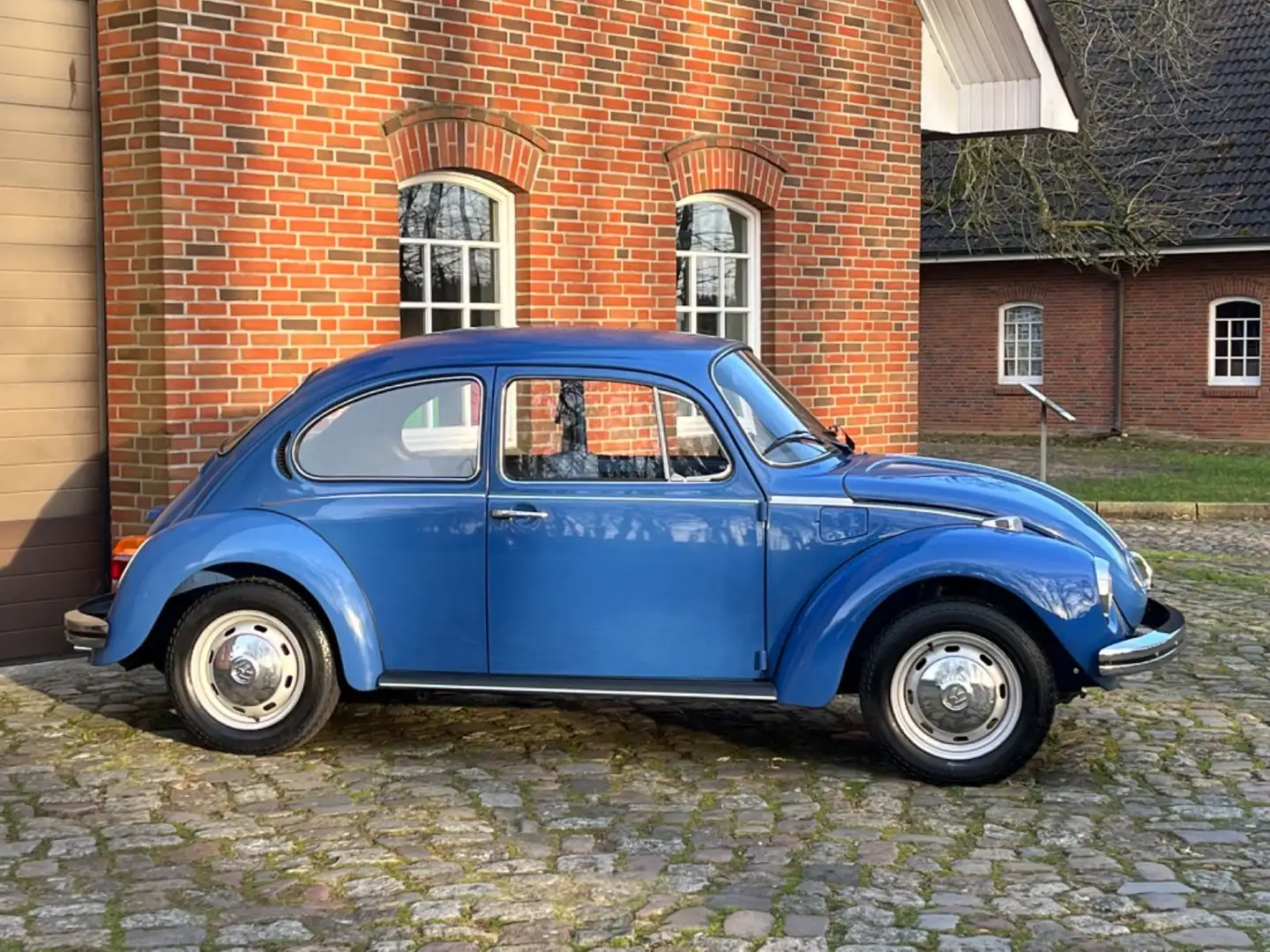 Volkswagen Käfer 1303  wunderschön erhalten! Azul - 1