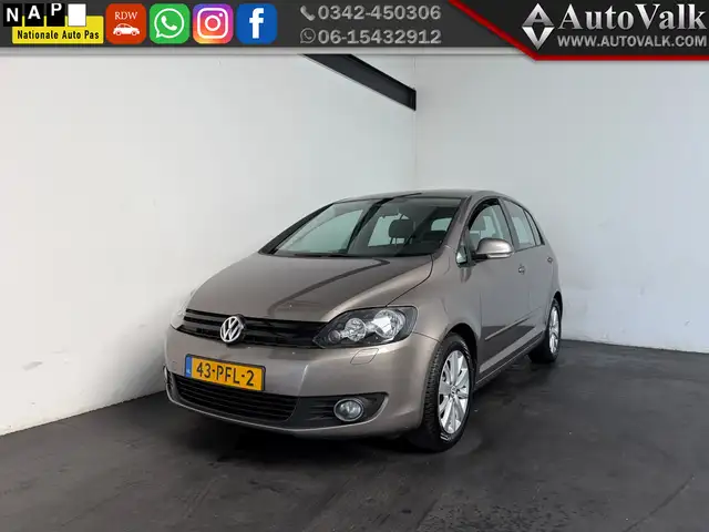 2011 Volkswagen Golf Plus in Brown for sale