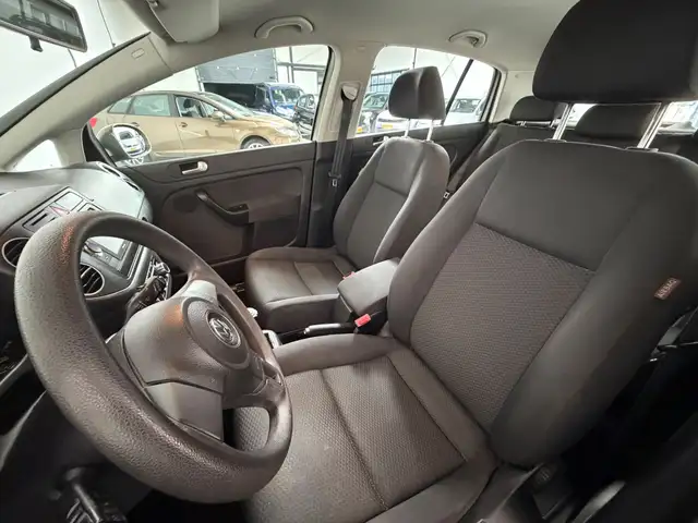 Volkswagen Golf Plus view 4