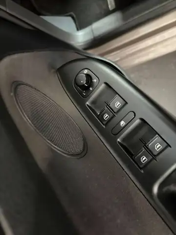 Volkswagen Golf Plus view 6