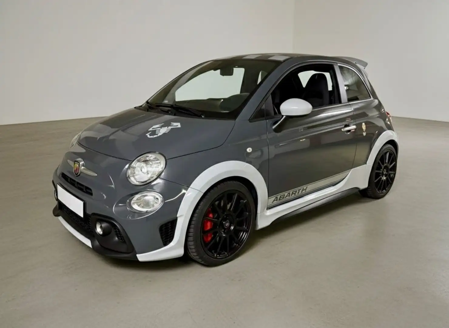 Abarth 695 Anniversario 3.800 KM Limitiert Gris - 1