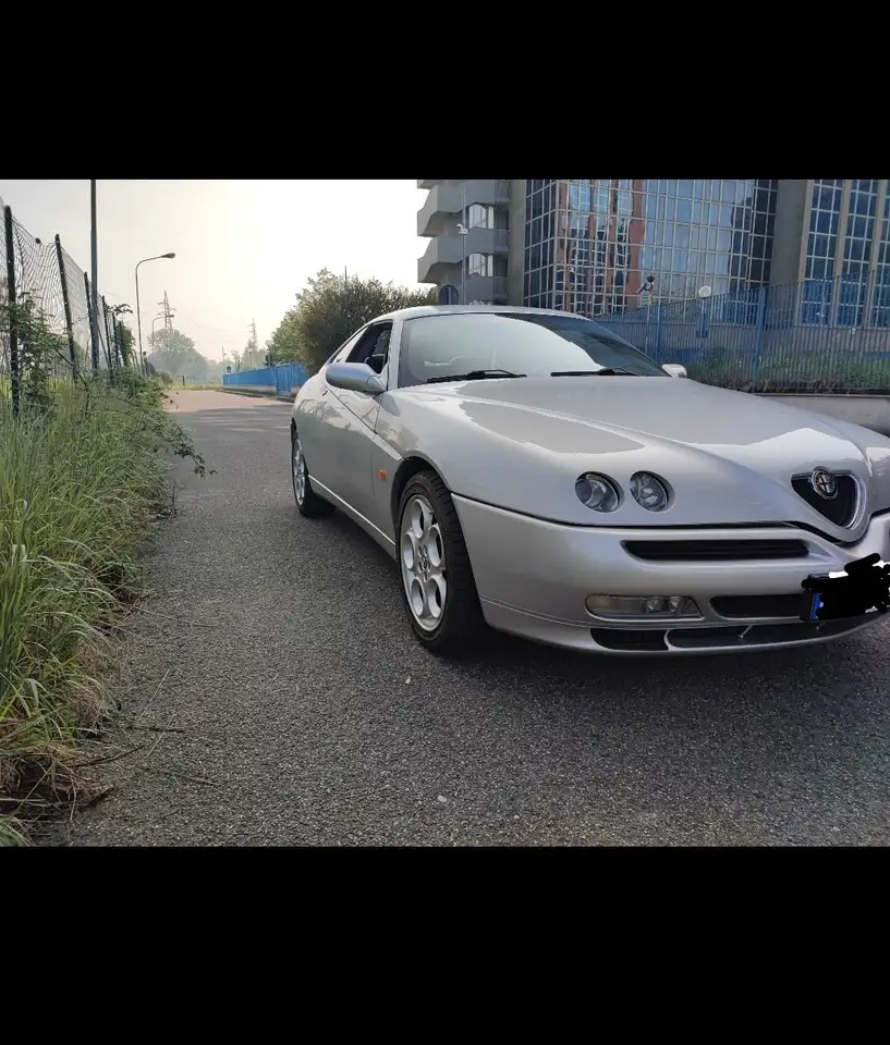 Alfa Romeo GTV 2.0 V6 TB L, foto 5