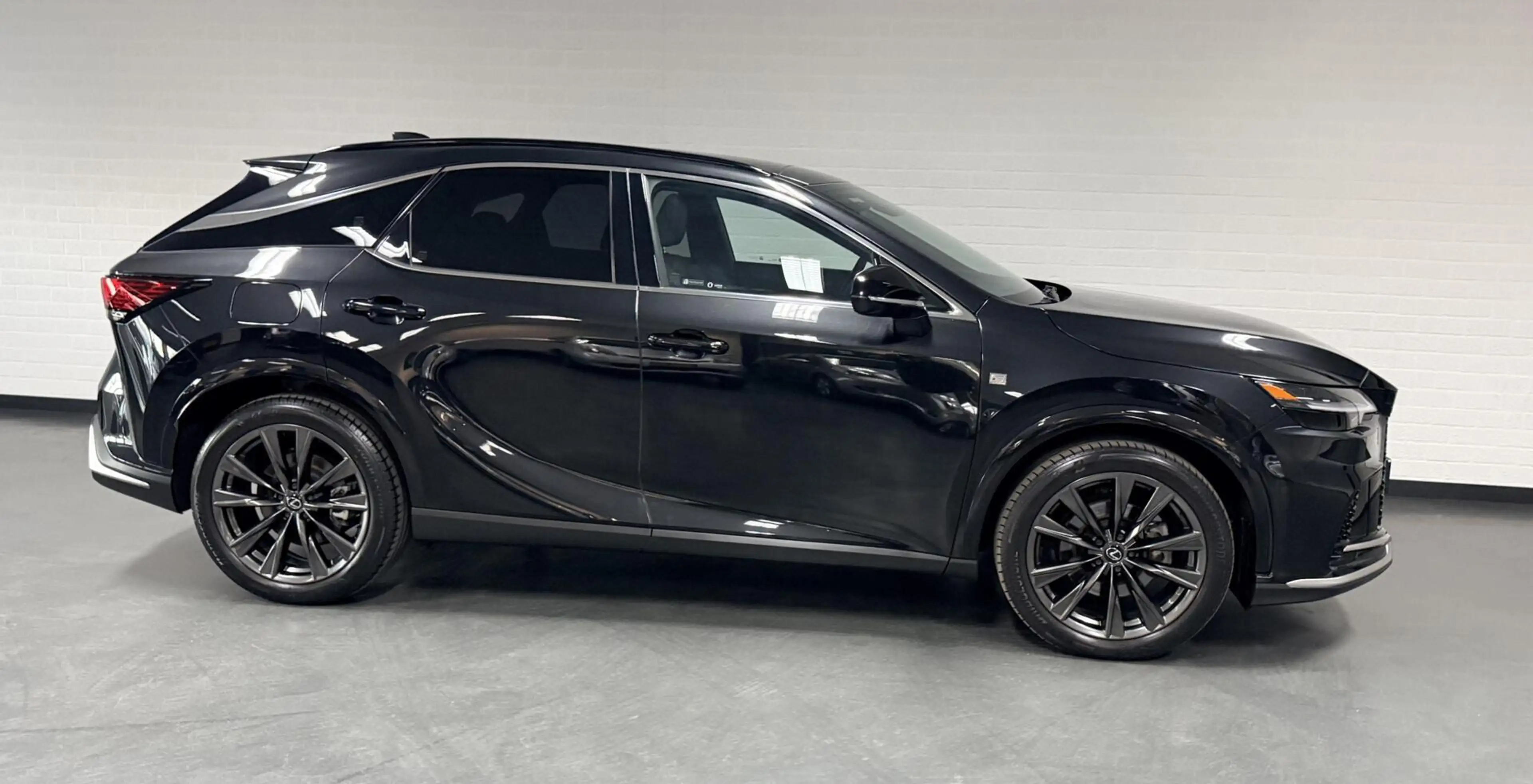 Lexus RX 450h 450h+ Plug-in Hybrid F Sport Design / Panoramadak — photo 3