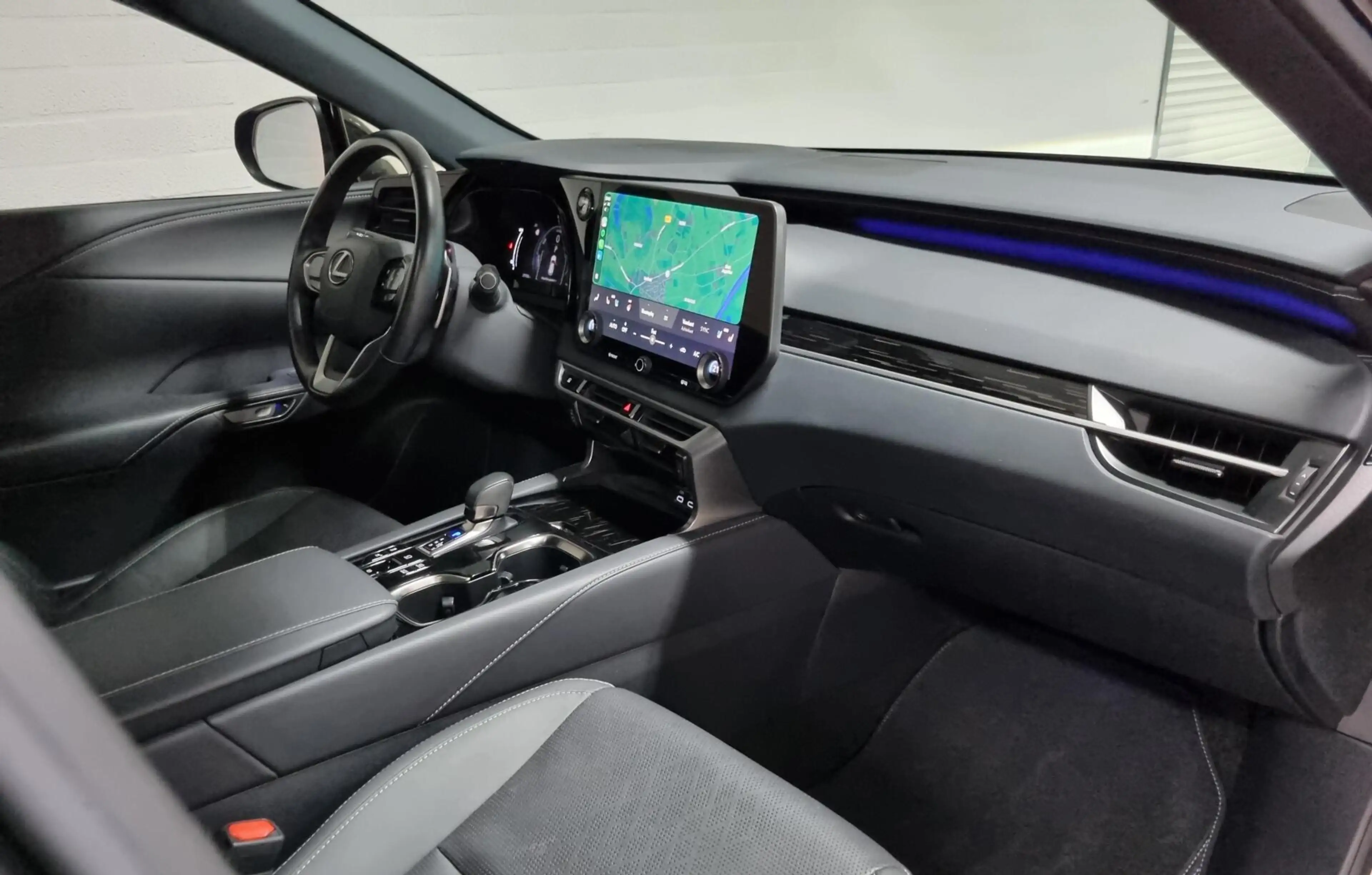 Lexus RX 450h 450h+ Plug-in Hybrid F Sport Design / Panoramadak — photo 5