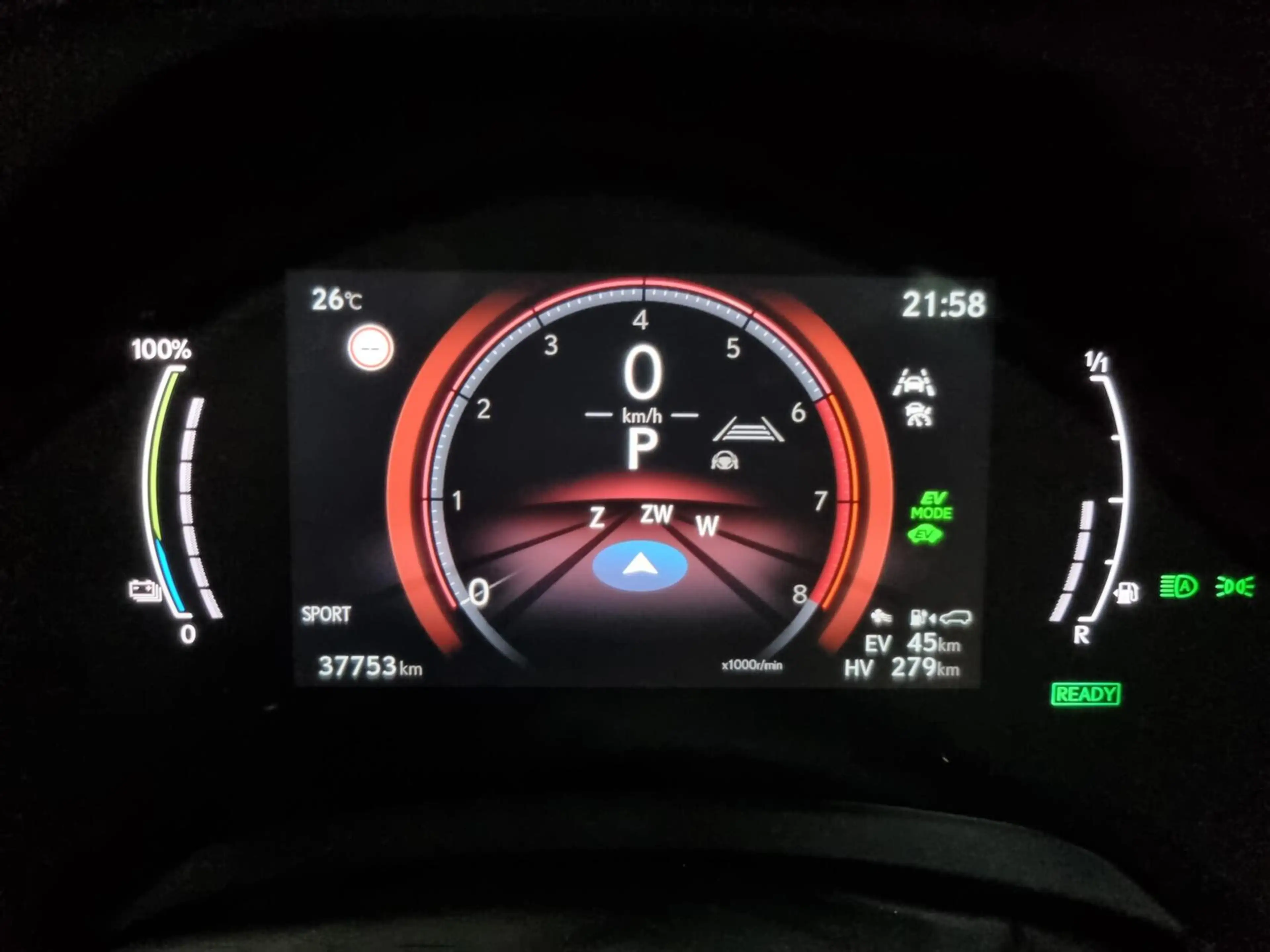 Lexus RX 450h 450h+ Plug-in Hybrid F Sport Design / Panoramadak — photo 7