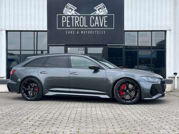 4.0 V8 TFSI Quattro Performance Tiptronic