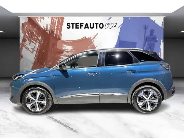 Peugeot 3008 view 4