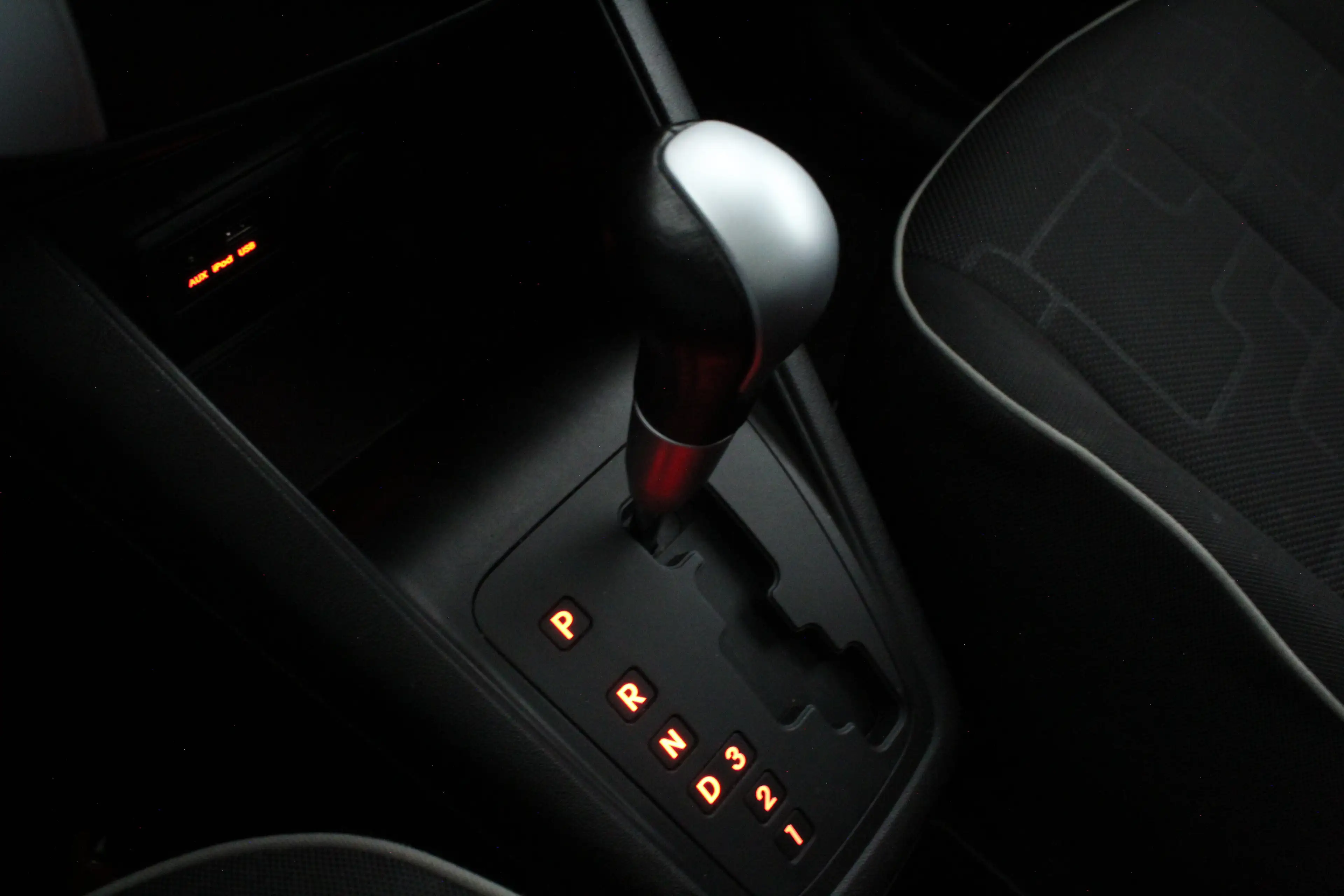 Kia Venga 1.6 CVVT Executive Automaat/Camera/Trekhaak/Pano — photo 14